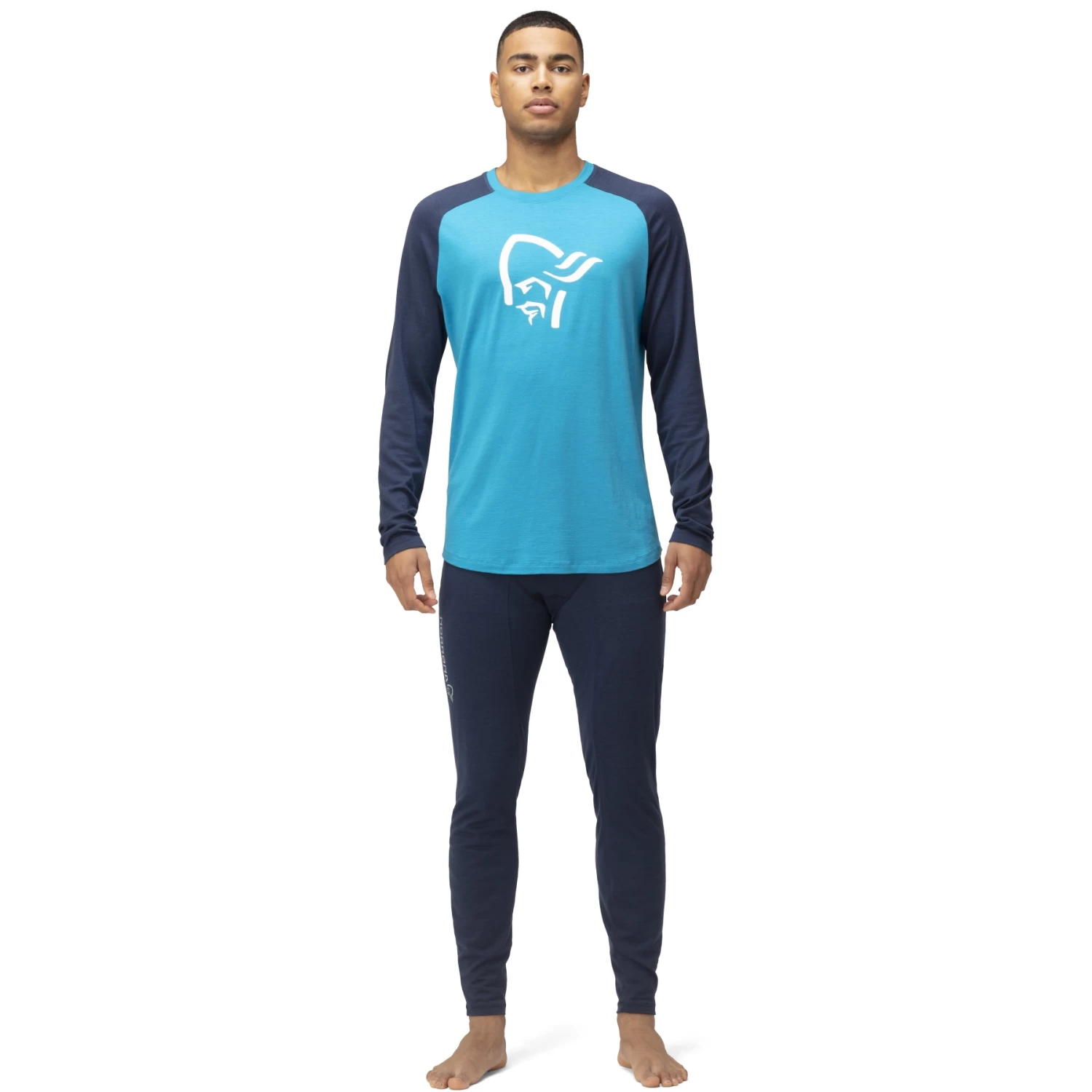 Norrona PureUll Long Sleeve Baselayer Men - Hawaiian Surf/Indigo Night - Image 4